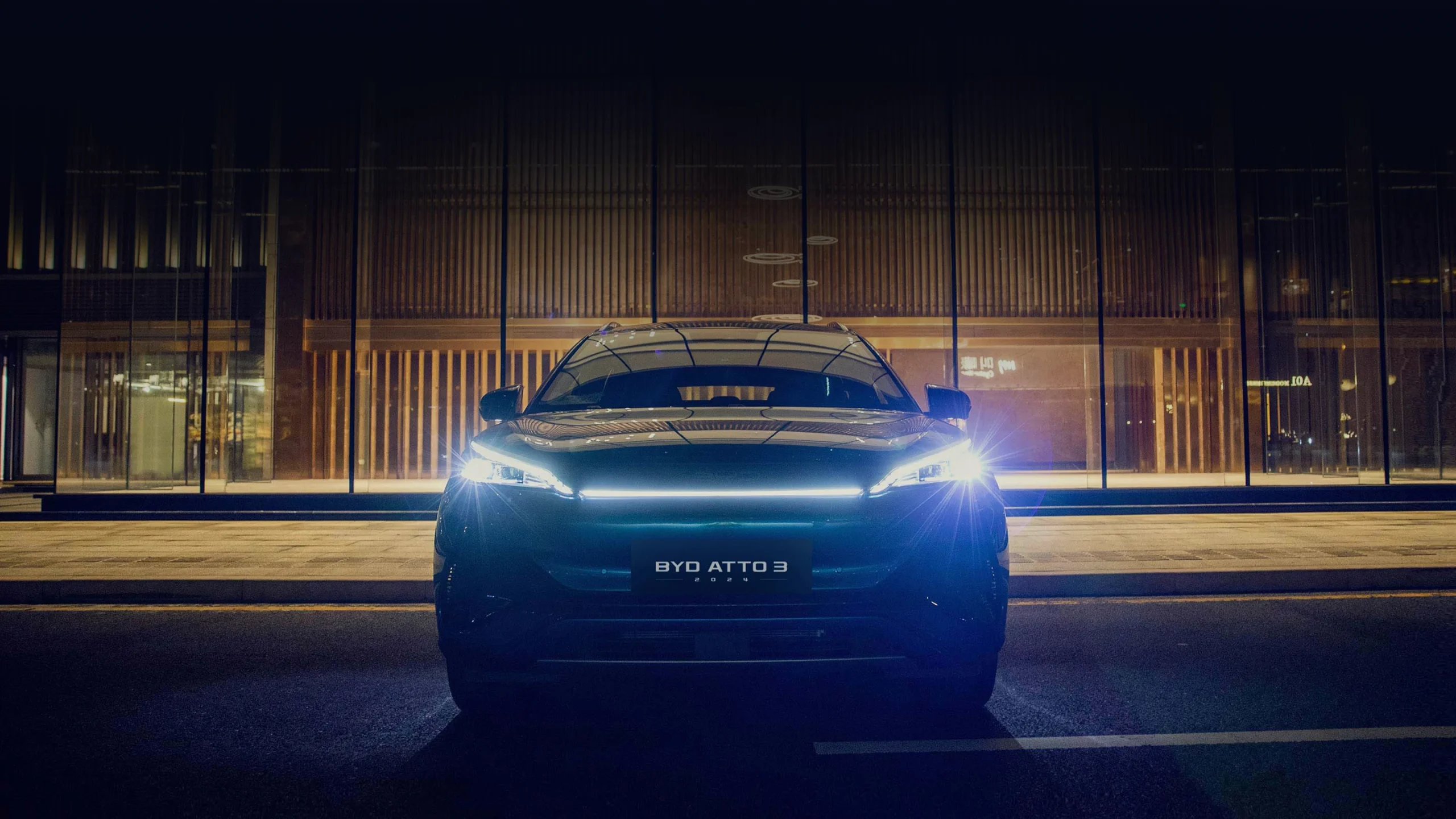 atto3-front-lamp